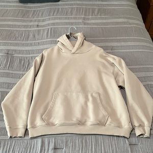 Men’s essential heavyweight hoodie size Large Tan